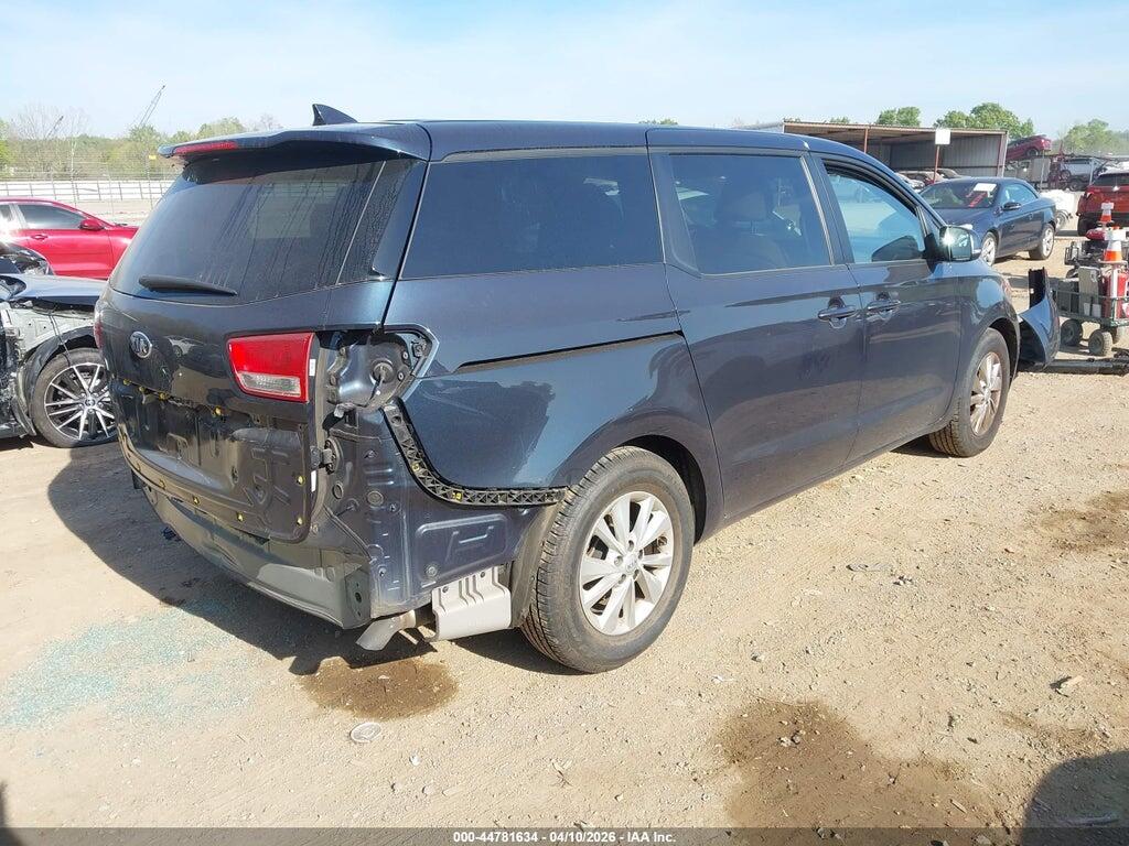 KNDMB5C13H6236373 2017 KIA SEDONA photo no. 4