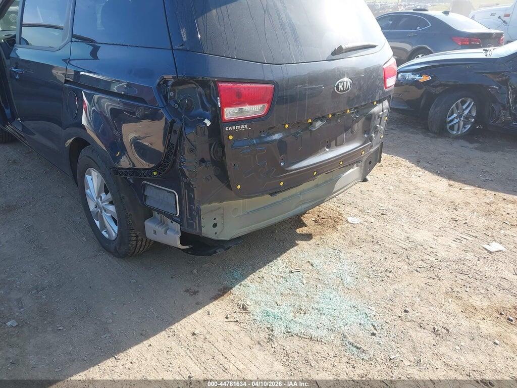 KNDMB5C13H6236373 2017 KIA SEDONA photo no. 6