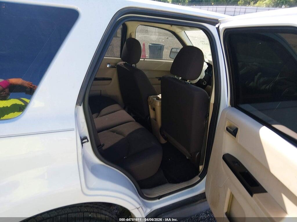 4F2CZ02Z98KM28065 2008 MAZDA TRIBUTE photo no. 8