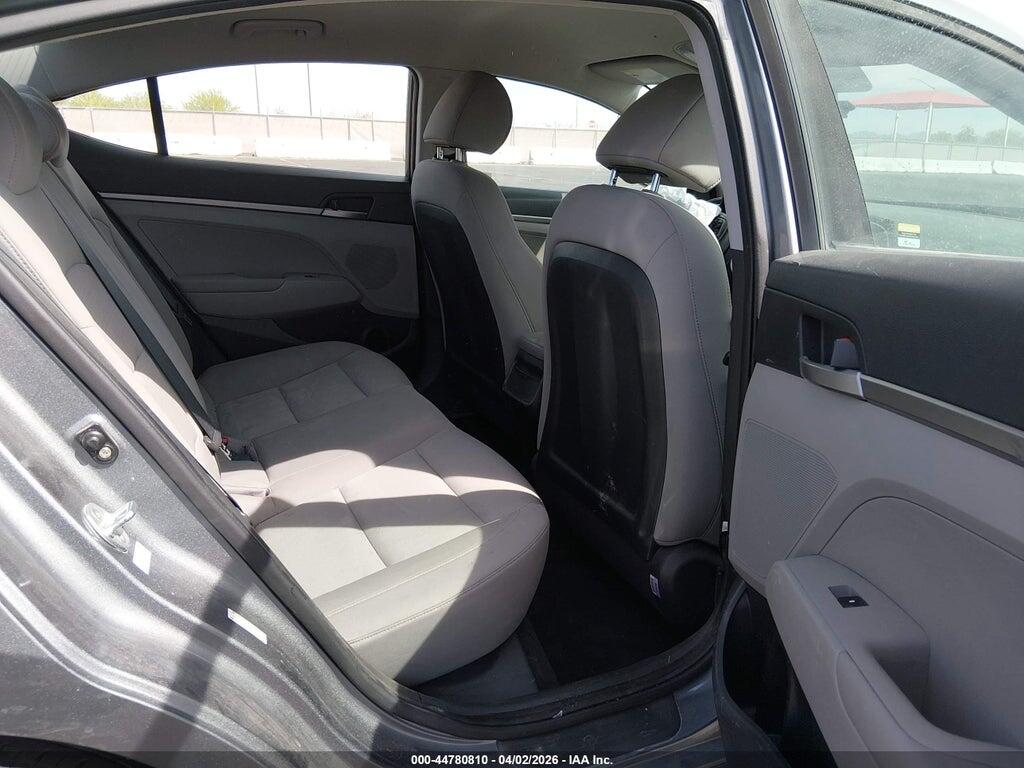 KMHD74LF4HU417450 2017 HYUNDAI ELANTRA photo no. 8