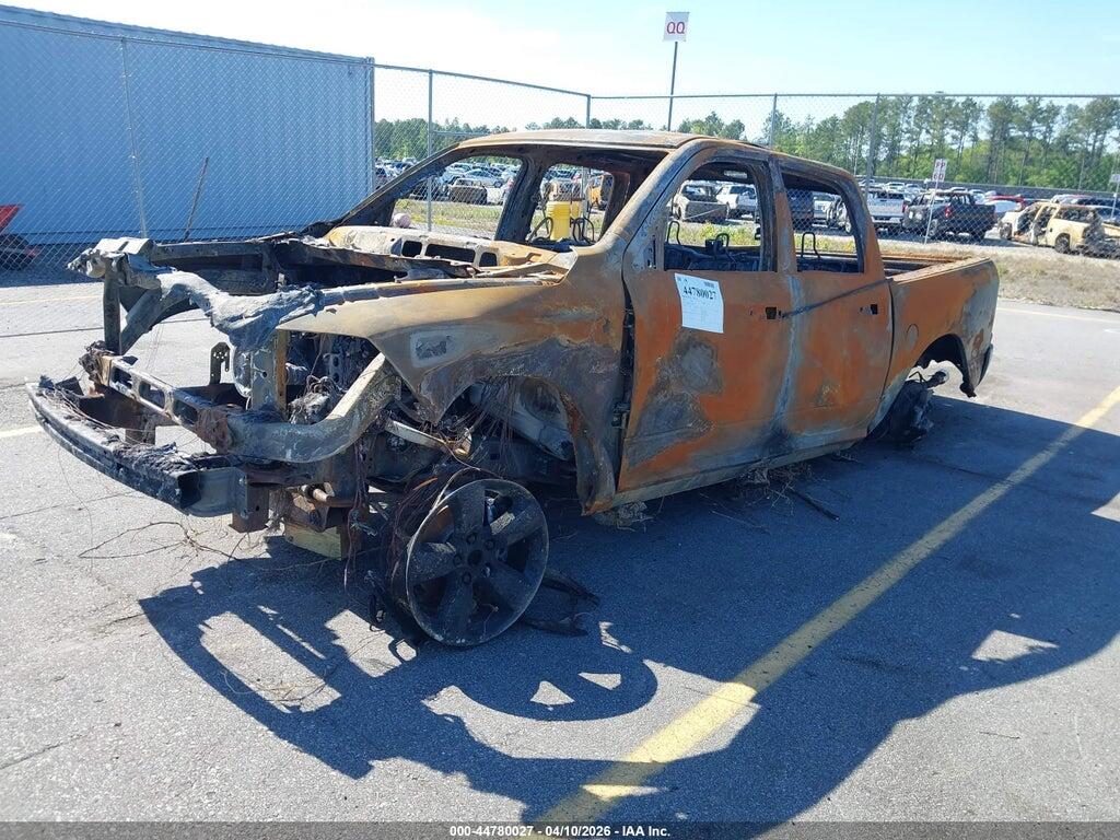 3C6RR6KT2FG698548 2015 RAM 1500 photo no. 2