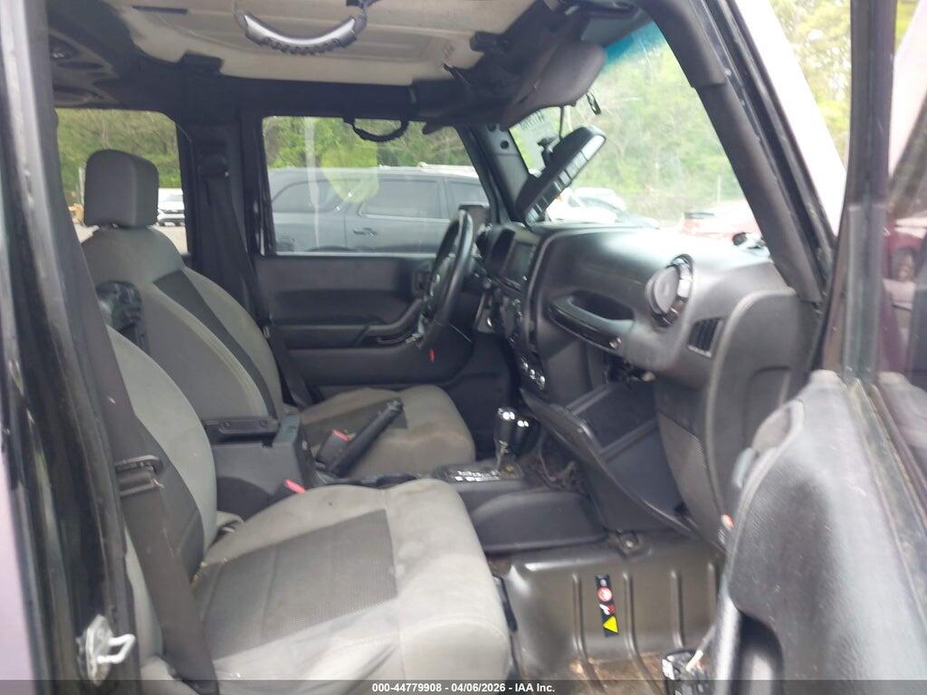 1C4HJWEG0EL304900 2014 JEEP WRANGLER UNLIMITED photo no. 8