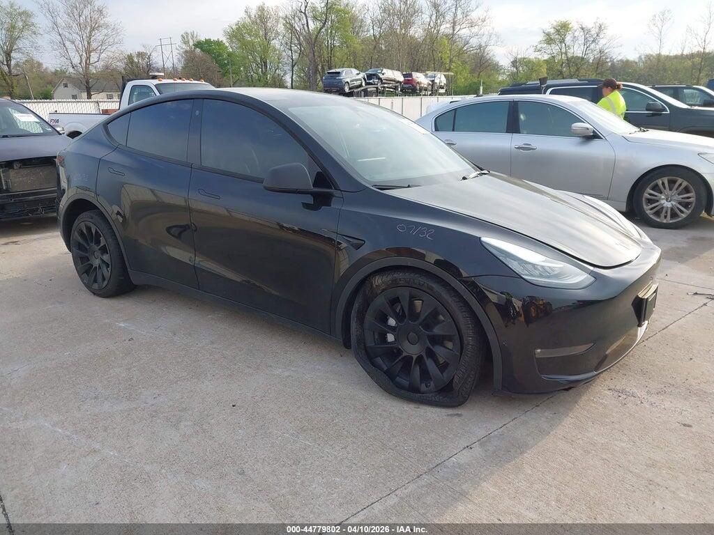 5YJYGDEE2MF203585 2021 TESLA MODEL Y photo no. 1