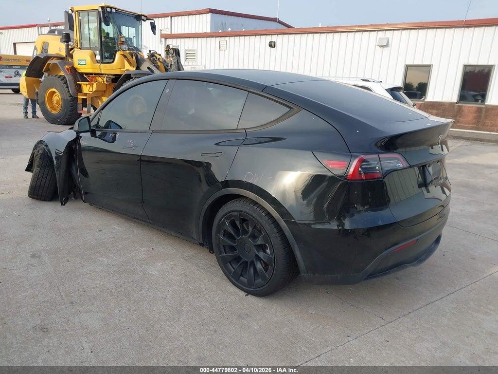 5YJYGDEE2MF203585 2021 TESLA MODEL Y photo no. 3