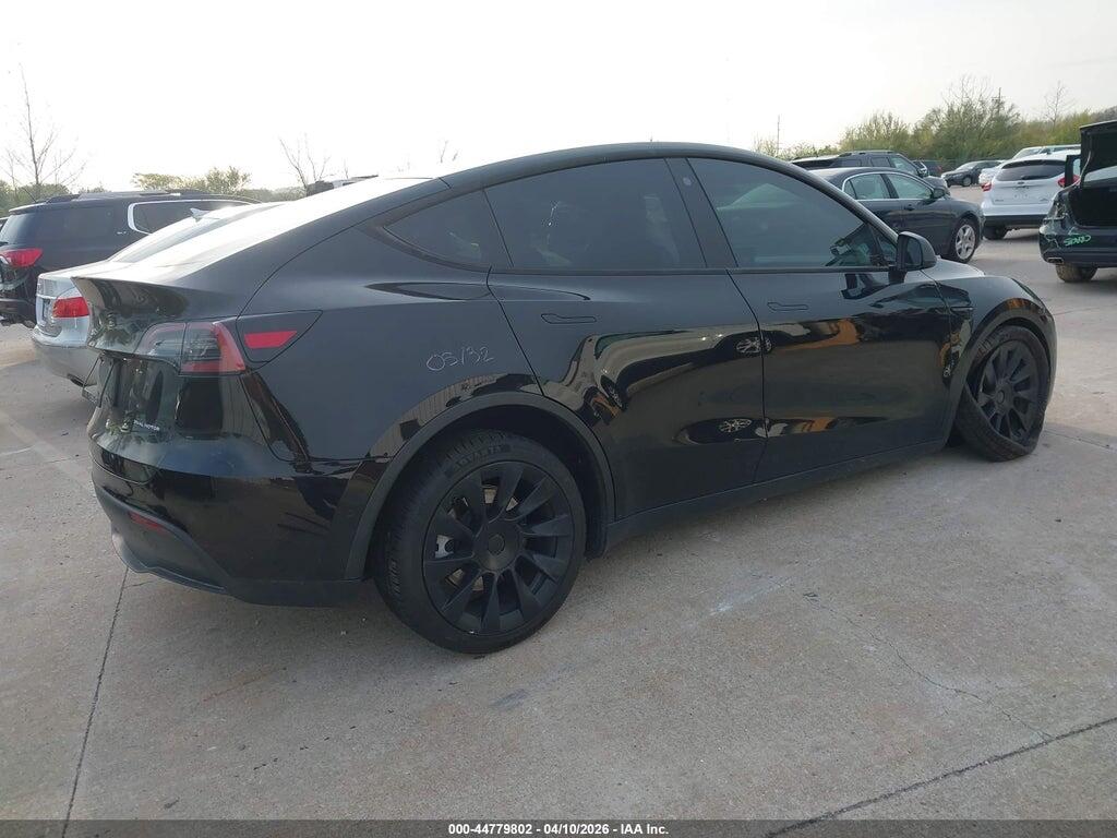 5YJYGDEE2MF203585 2021 TESLA MODEL Y photo no. 4
