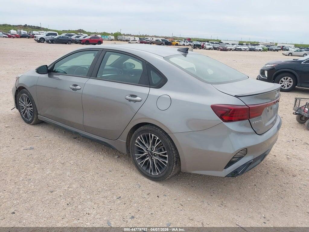 3KPF54AD1PE522562 2023 KIA FORTE photo no. 3