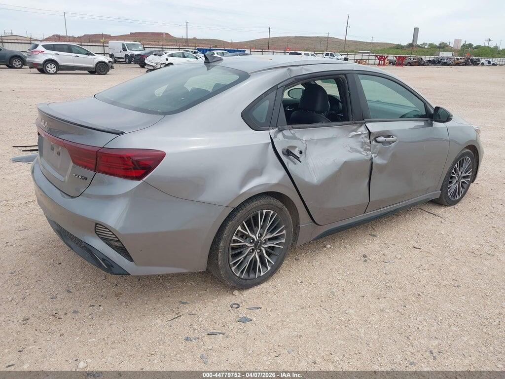3KPF54AD1PE522562 2023 KIA FORTE photo no. 4