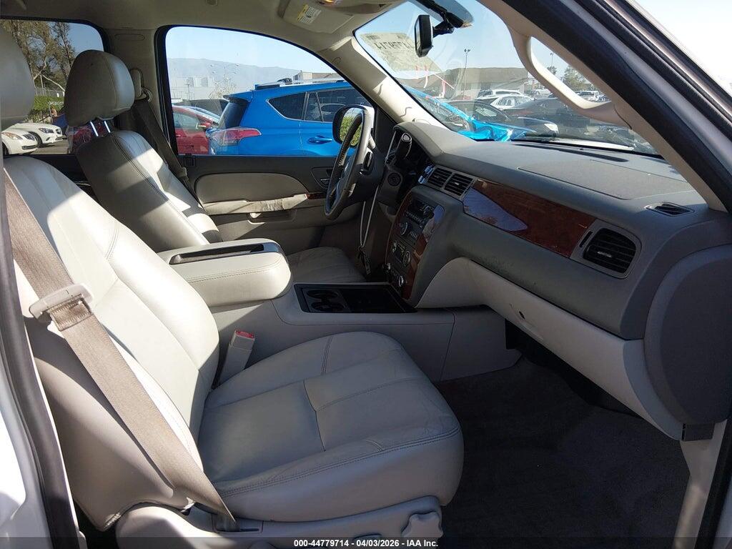 1GNSCJE02ER110573 2014 CHEVROLET SUBURBAN 1500 photo no. 5