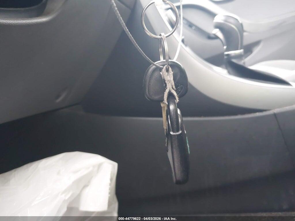 5NPDH4AE4GH758030 2016 HYUNDAI ELANTRA photo no. 11
