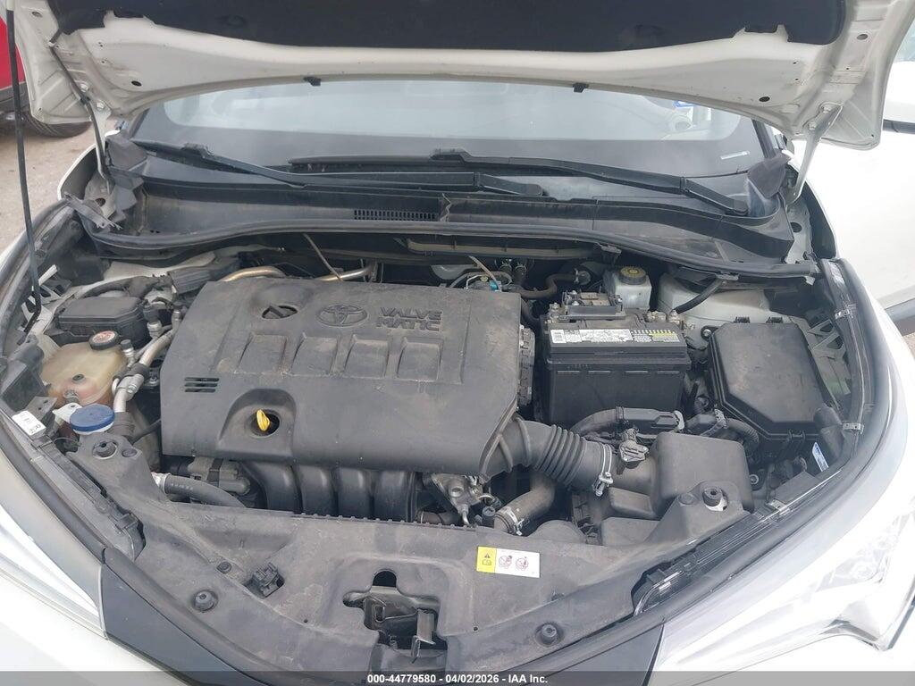 NMTKHMBX8JR015958 2018 TOYOTA C-HR photo no. 10