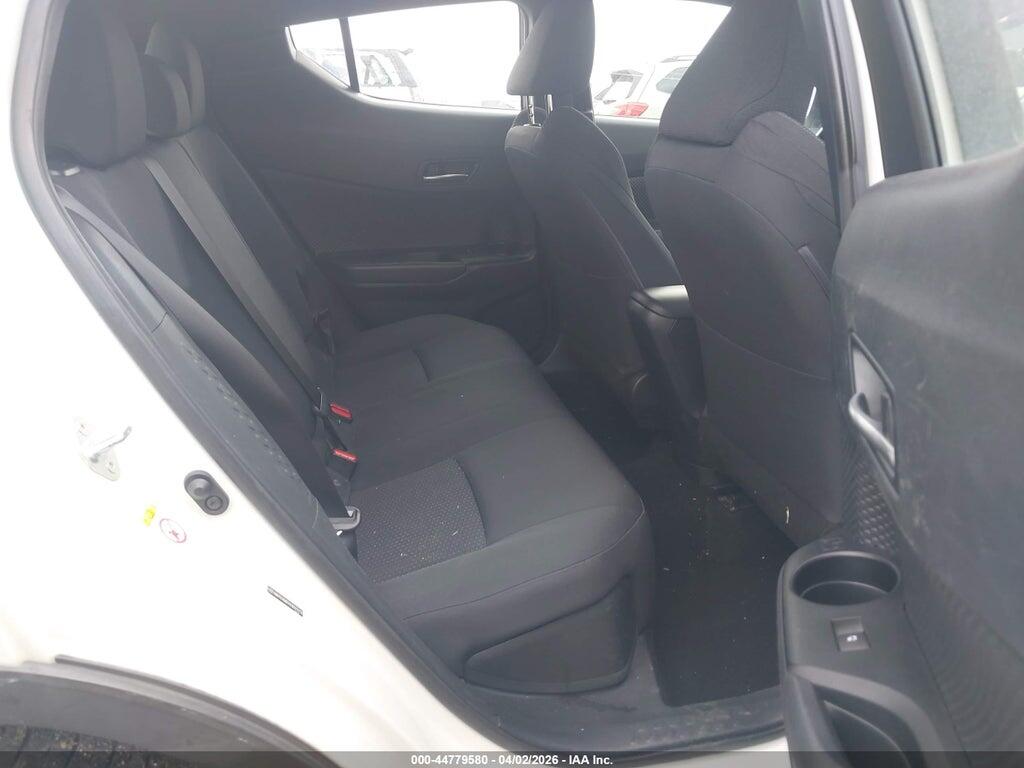 NMTKHMBX8JR015958 2018 TOYOTA C-HR photo no. 8