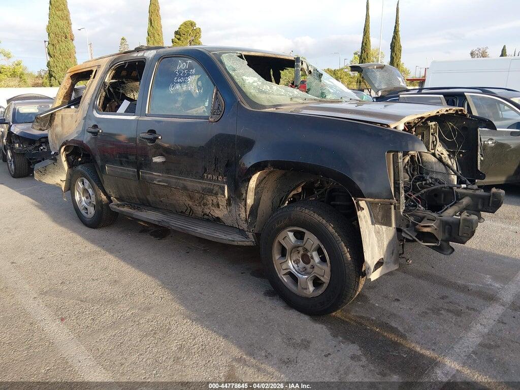 1GNSCAE07BR253336 2011 CHEVROLET TAHOE photo no. 1