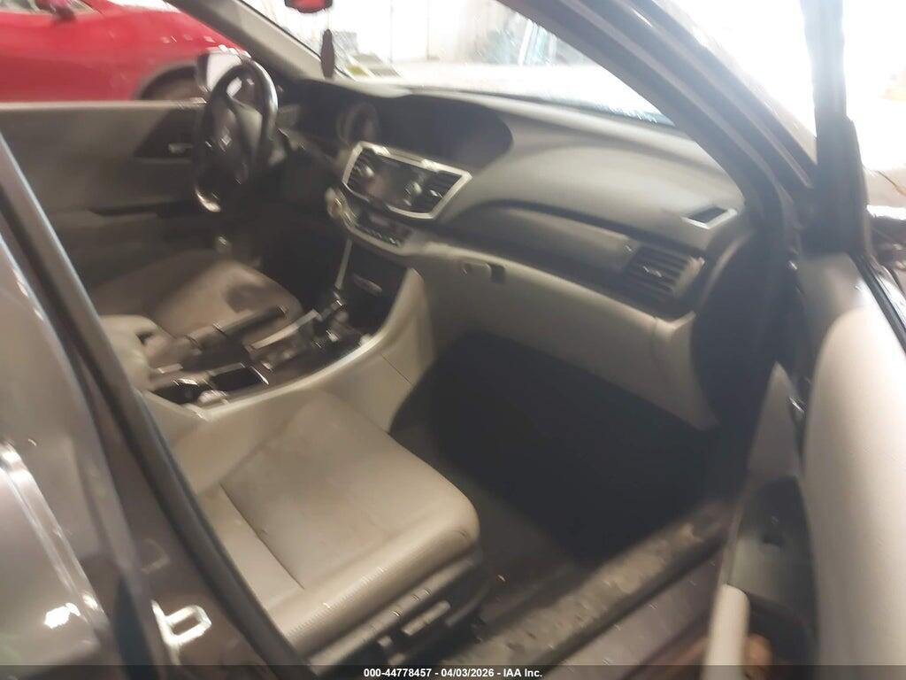 1HGCR2F88DA239826 2013 HONDA ACCORD photo no. 5