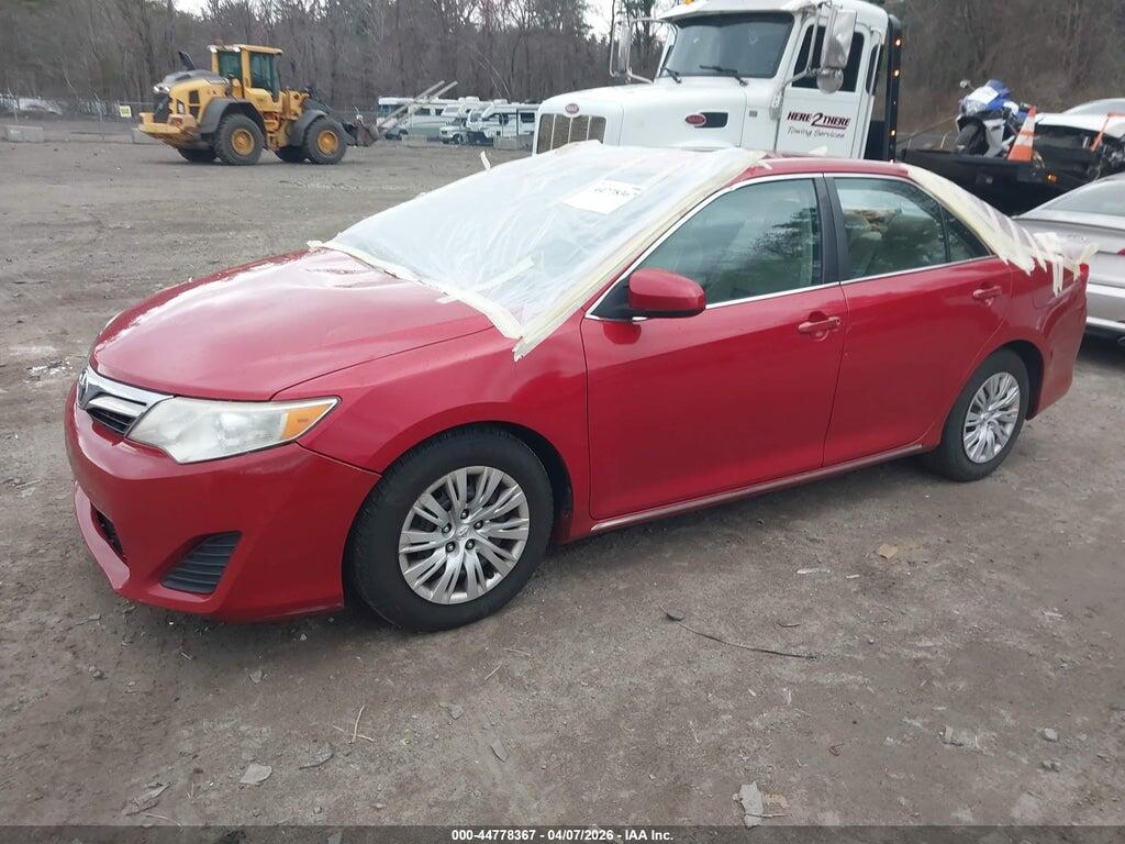 4T4BF1FK1ER439795 2014 TOYOTA CAMRY photo no. 2