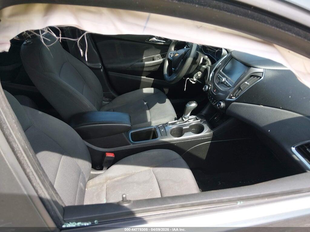 3G1BE6SM7JS525038 2018 CHEVROLET CRUZE photo no. 5