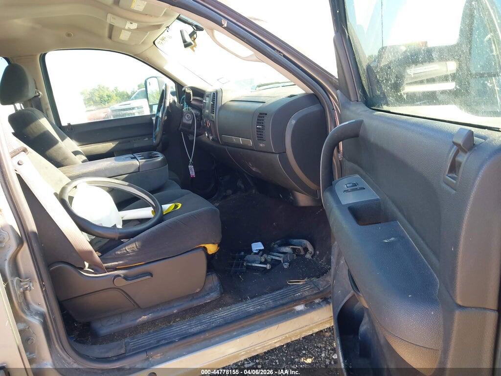 1GCHK23627F559632 2007 CHEVROLET SILVERADO 2500HD photo no. 5