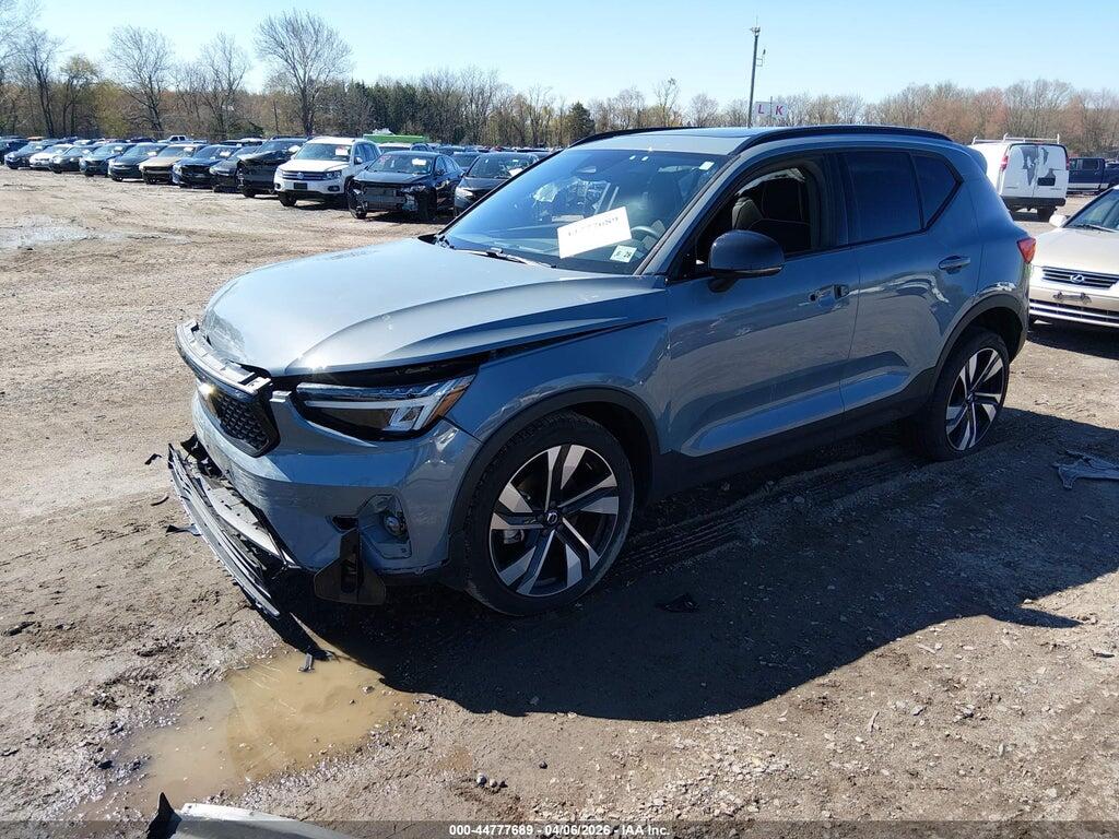 YV4L12UWXP2114104 2023 VOLVO XC40 photo no. 2