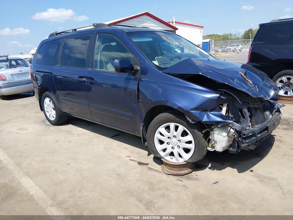 KNDMB233886255579 2008 KIA SEDONA photo no. 1