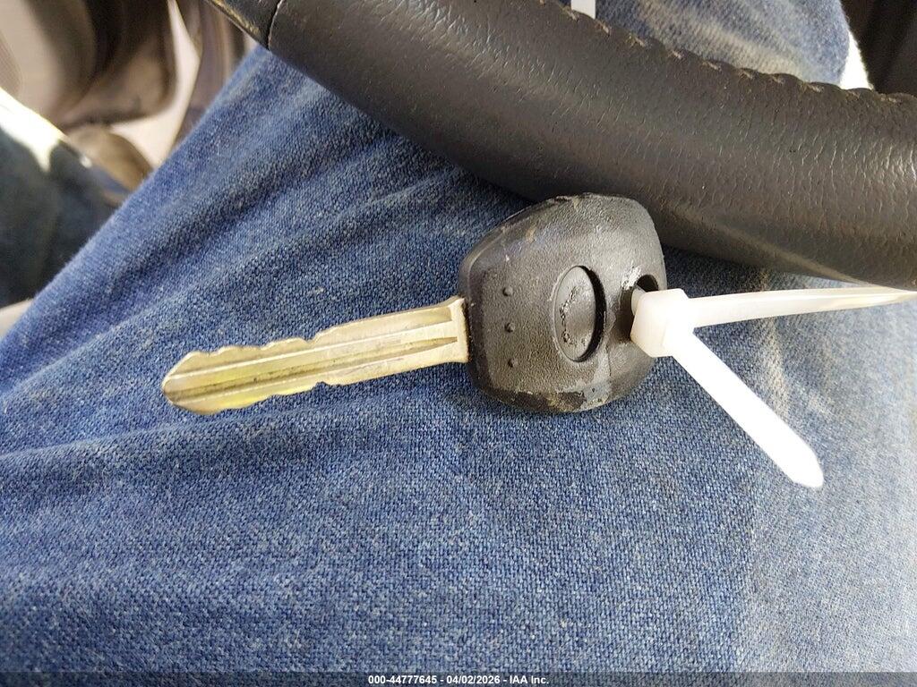 KNDMB233886255579 2008 KIA SEDONA photo no. 11