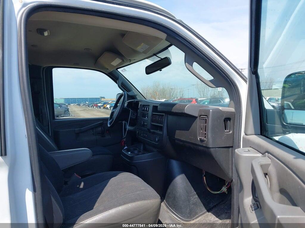 1GTW7AFG3K1305179 2019 GMC SAVANA 2500 photo no. 5