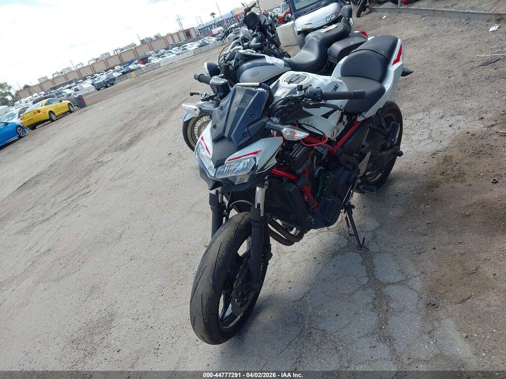 ML5EREK10NDA58475 2022 KAWASAKI ER650 photo no. 2