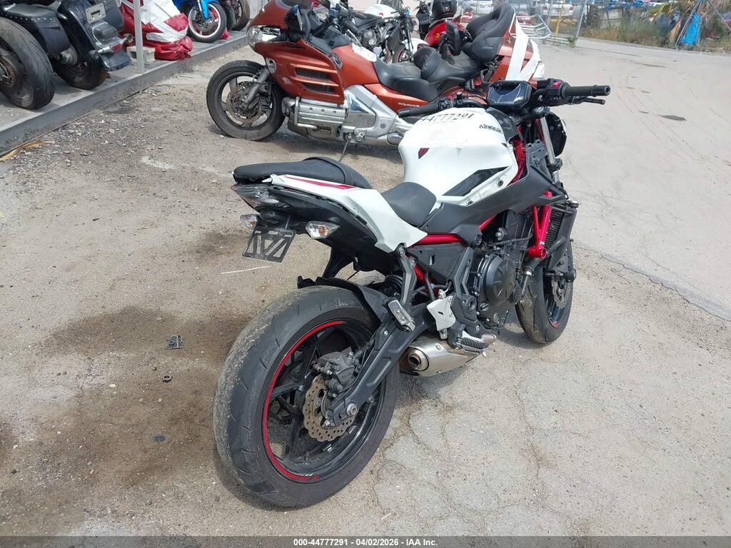 ML5EREK10NDA58475 2022 KAWASAKI ER650 photo no. 4