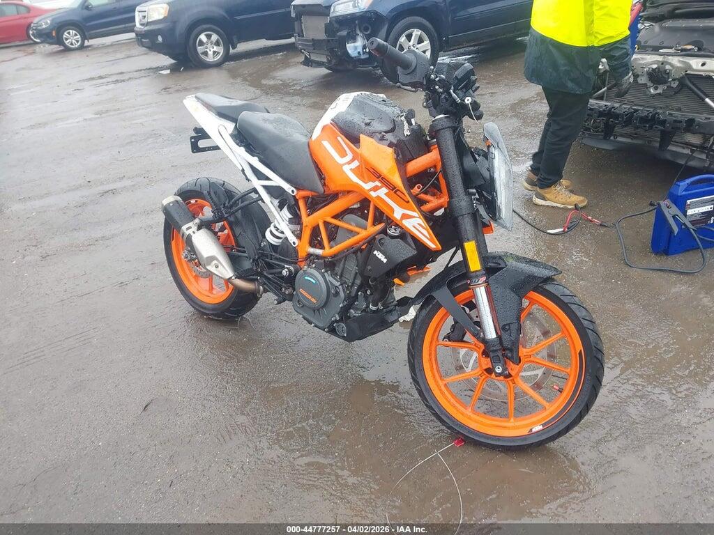 2017 KTM 390 MD2JPJ404HC215837
