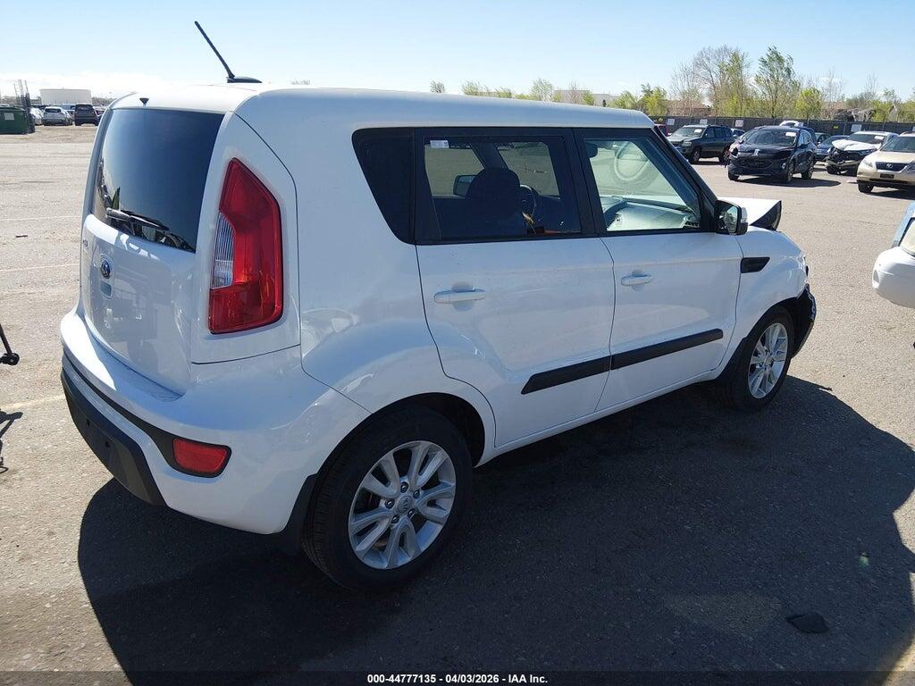 KNDJT2A62D7526007 2013 KIA SOUL photo no. 4