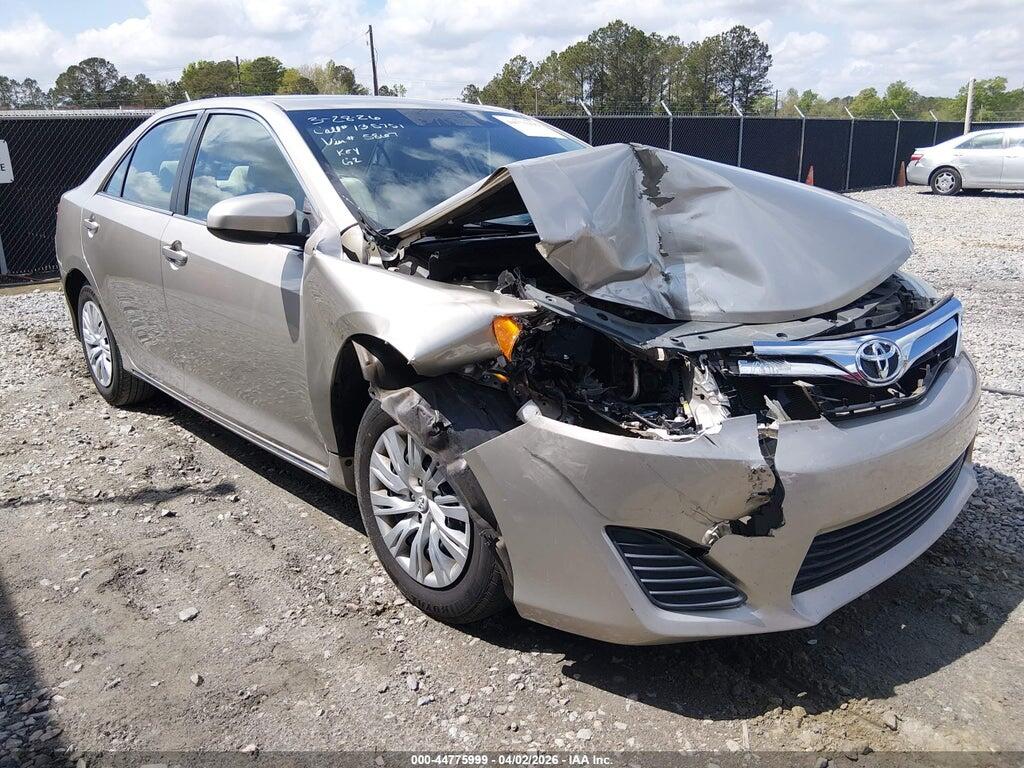 4T1BF1FK5EU765867 2014 TOYOTA CAMRY photo no. 1