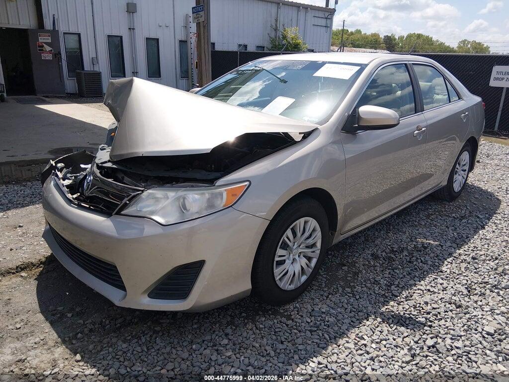 4T1BF1FK5EU765867 2014 TOYOTA CAMRY photo no. 2