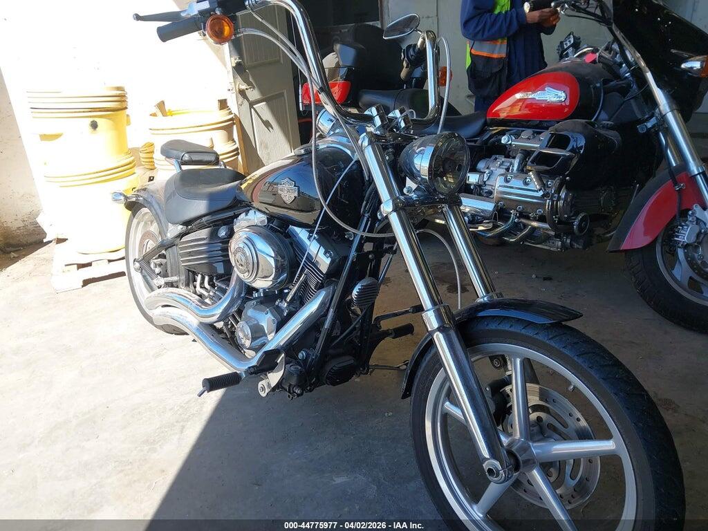 1HD1JK5338Y072225 2008 HARLEY-DAVIDSON FXCWC photo no. 1
