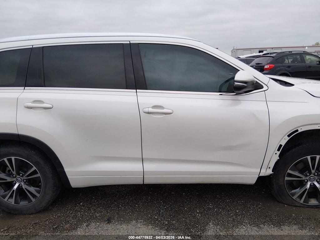 5TDJKRFH7GS332783 2016 TOYOTA HIGHLANDER photo no. 12