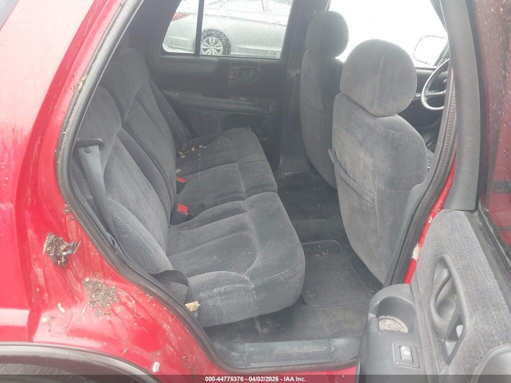 1GNDT13W812170067 2001 CHEVROLET BLAZER photo no. 8
