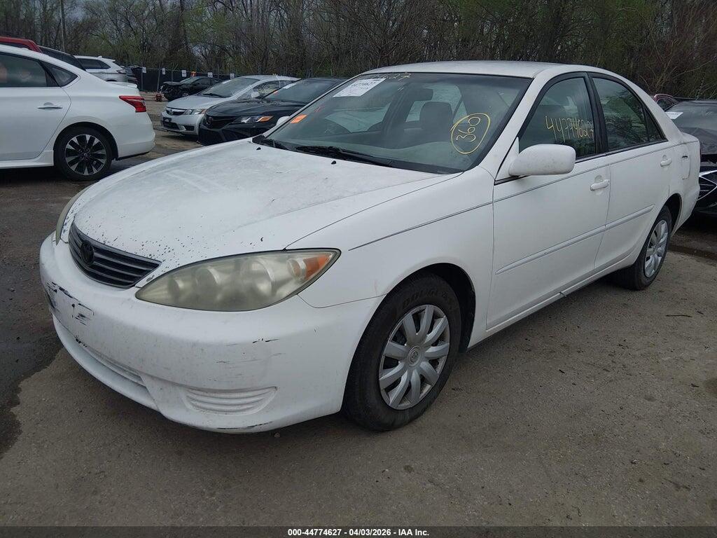 4T1BE32K15U421862 2005 TOYOTA CAMRY photo no. 2