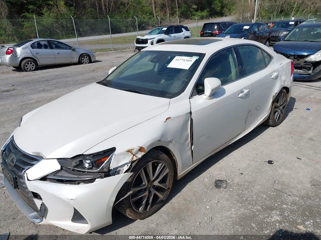 JTHC81D23K5039225 2019 LEXUS IS 300 photo no. 2