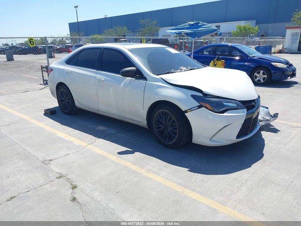 4T1BF1FK5GU247325 2016 TOYOTA CAMRY photo no. 1