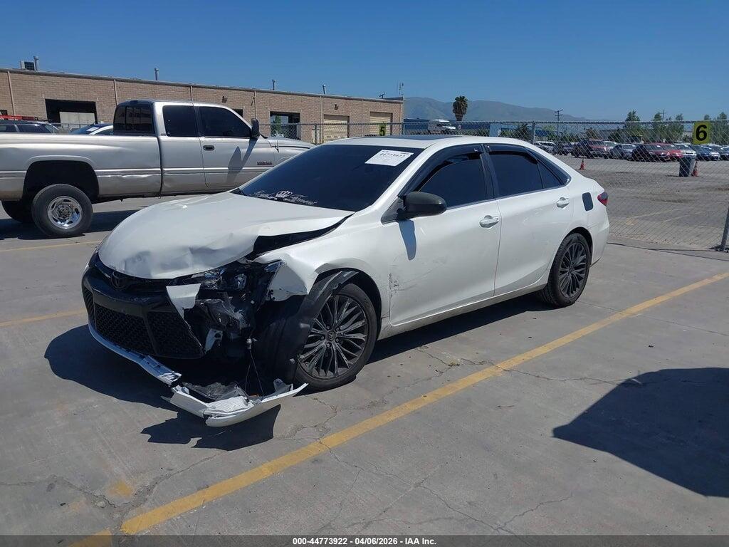 4T1BF1FK5GU247325 2016 TOYOTA CAMRY photo no. 2