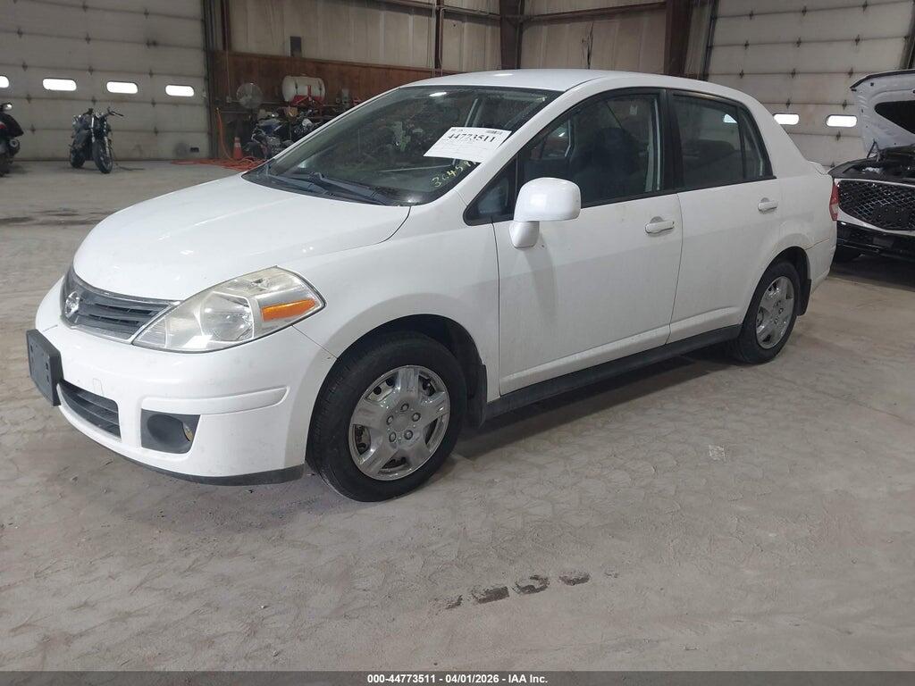 3N1BC1AP0BL364591 2011 NISSAN VERSA photo no. 2