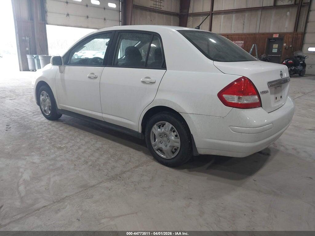 3N1BC1AP0BL364591 2011 NISSAN VERSA photo no. 3