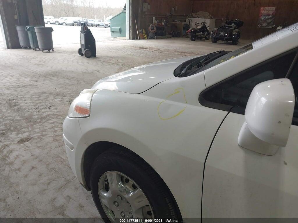 3N1BC1AP0BL364591 2011 NISSAN VERSA photo no. 6