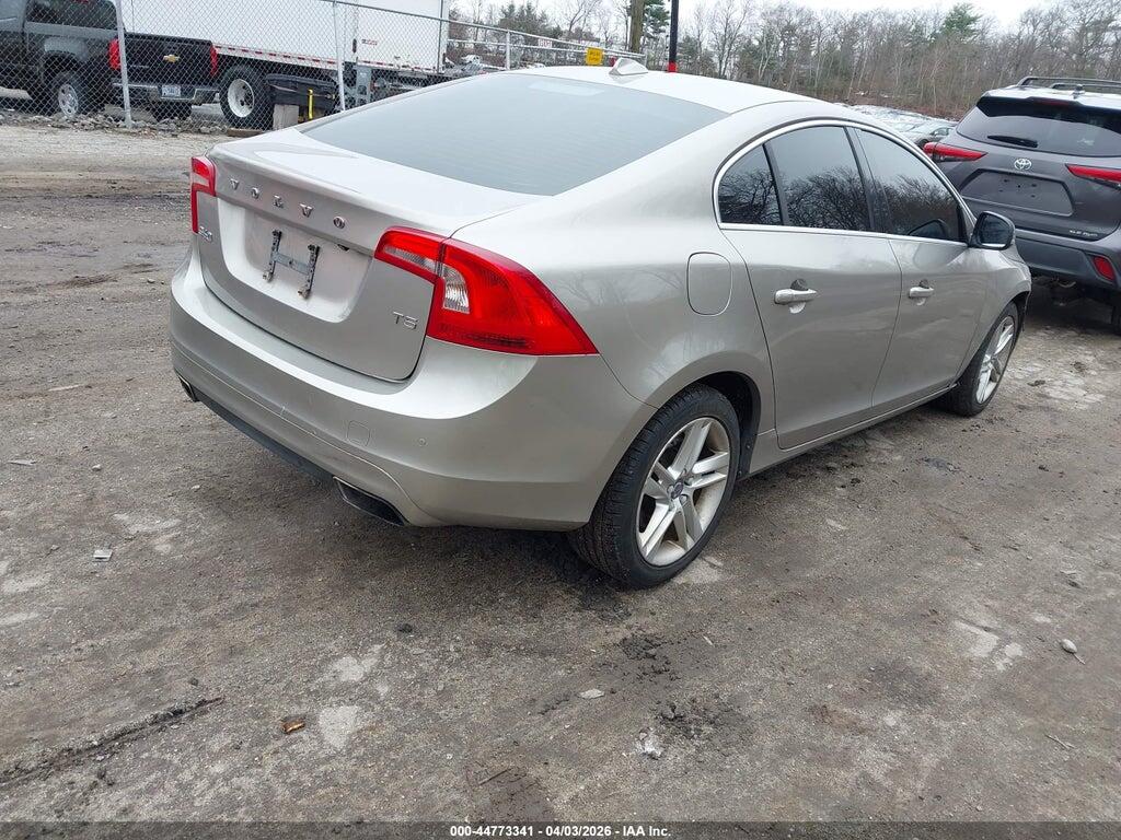 YV126MFK2F1361153 2015 VOLVO S60 photo no. 4