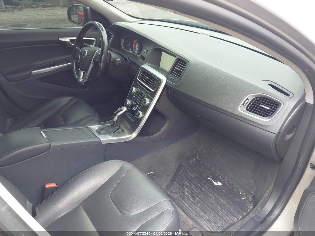 YV126MFK2F1361153 2015 VOLVO S60 photo no. 5