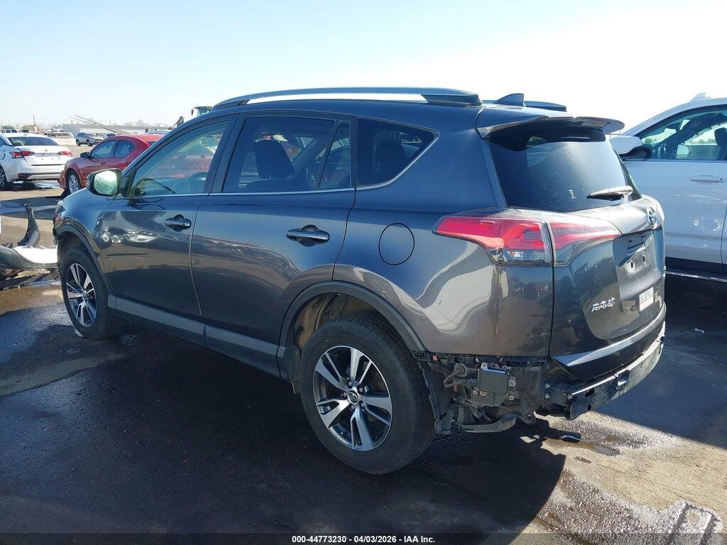 JTMRFREV0JJ736401 2018 TOYOTA RAV4 photo no. 3