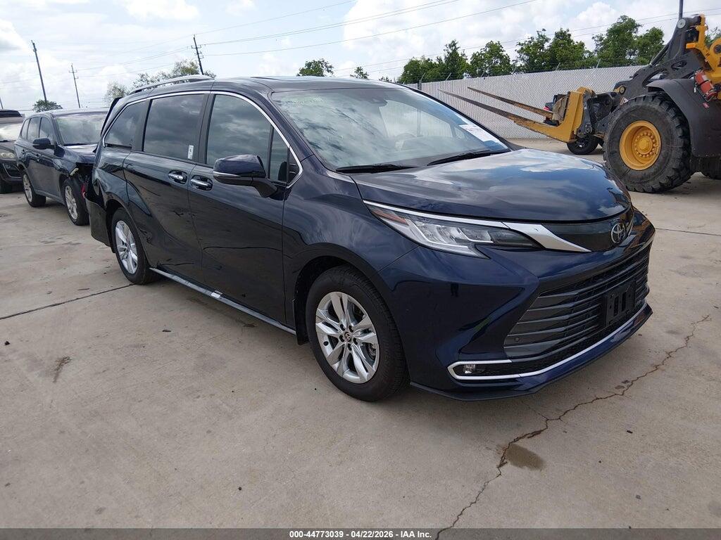 5TDZRKEC1TS301728 2026 TOYOTA SIENNA photo no. 1