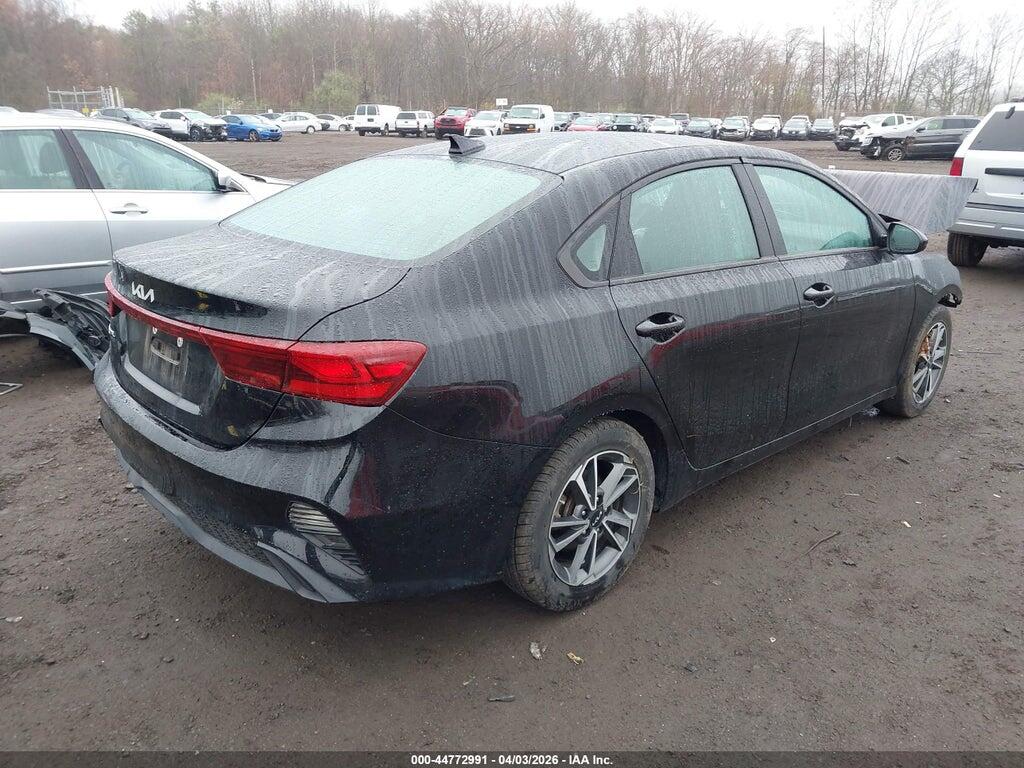 3KPF24AD0NE446323 2022 KIA FORTE photo no. 4