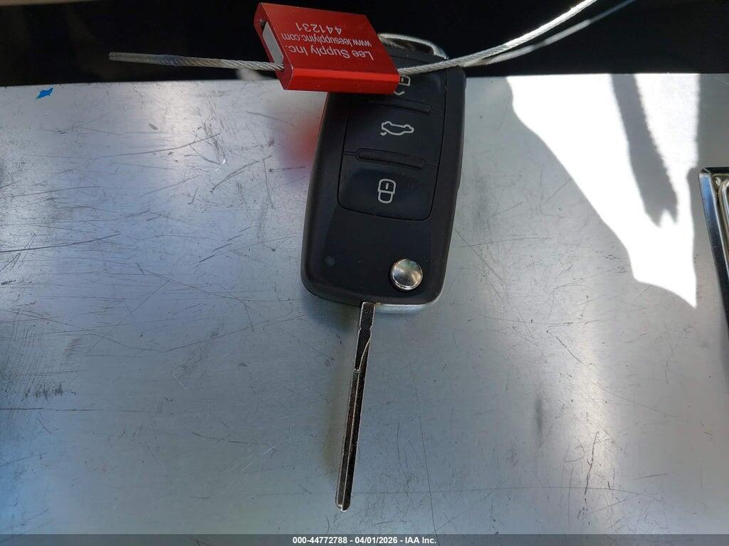 3VWB17AJ6EM221447 2014 VOLKSWAGEN JETTA photo no. 11
