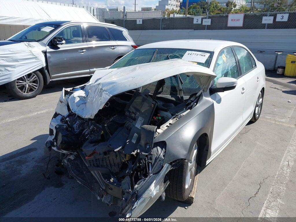 3VWB17AJ6EM221447 2014 VOLKSWAGEN JETTA photo no. 6