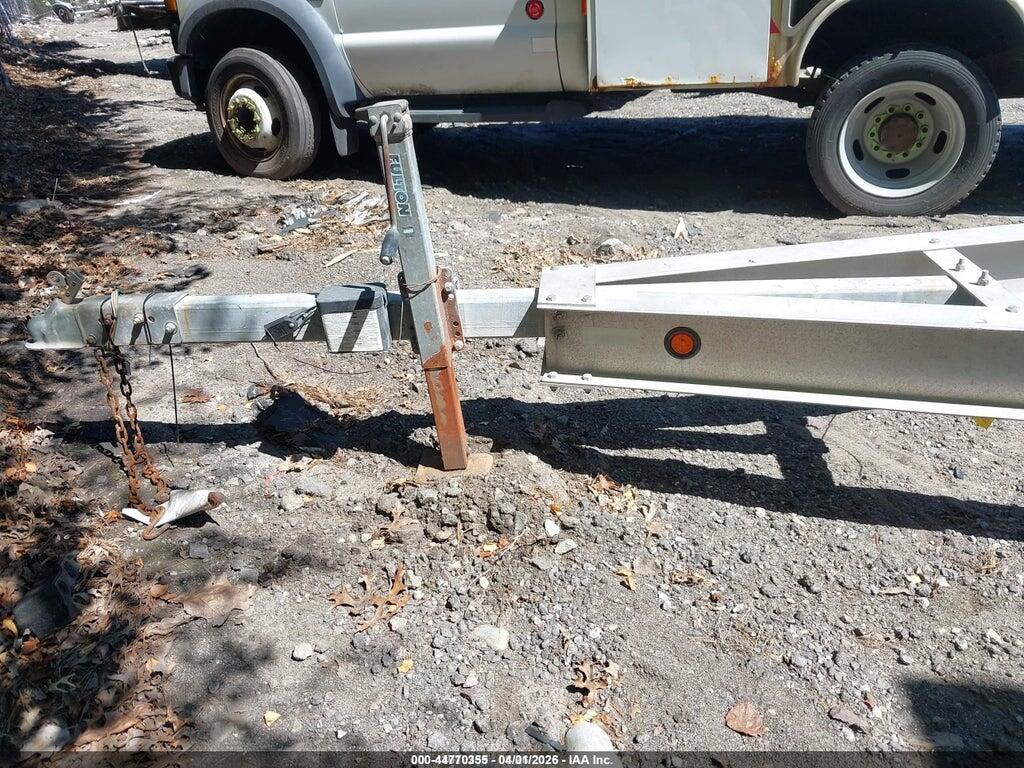 4LYBA29286H000969 2006 MCCLAIN INDUSTRIES TRAILER photo no. 10