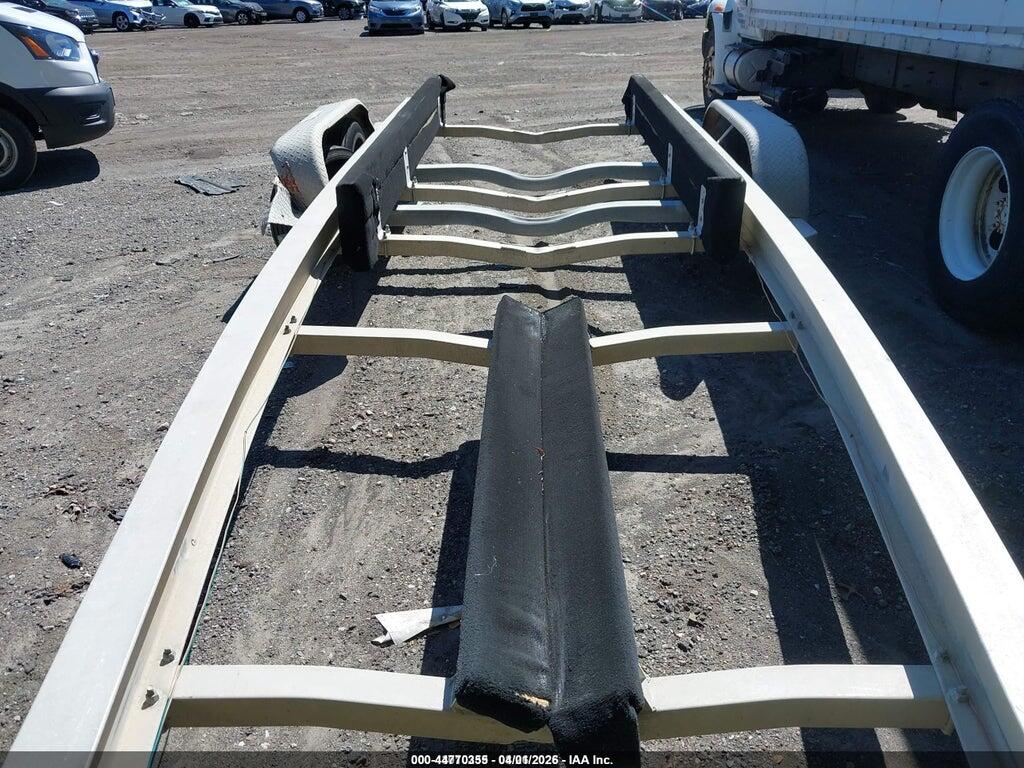 4LYBA29286H000969 2006 MCCLAIN INDUSTRIES TRAILER photo no. 8