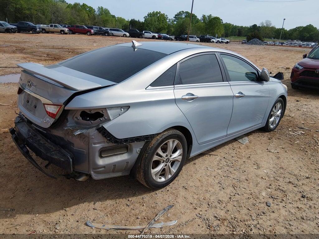 5NPEC4AC5BH285426 2011 HYUNDAI SONATA photo no. 4